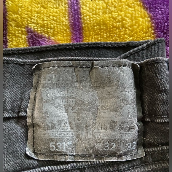 Old Black Levi’s - Picture 2 of 3